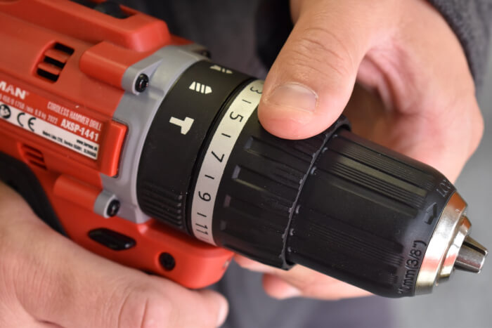 Akkus fúrócsavarozó AKCIÓ! HERMAN AXSP-1441 | 14,4 V Komplett | 2x fúrószár készlet INGYEN