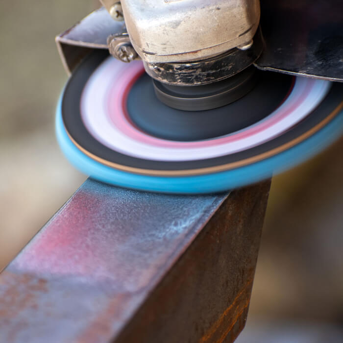 Lamellás csiszológyapjús tárcsa HERMAN LW-10 Area Acélhoz, rozsdamentes acélhoz és nemvasfémekhez