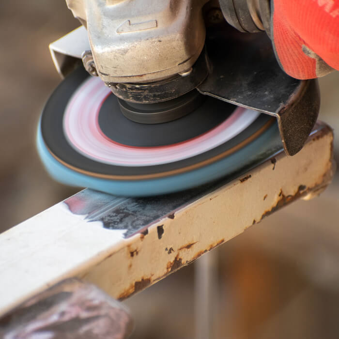 Lamellás csiszológyapjús tárcsa HERMAN LW-10 Area Acélhoz, rozsdamentes acélhoz és nemvasfémekhez