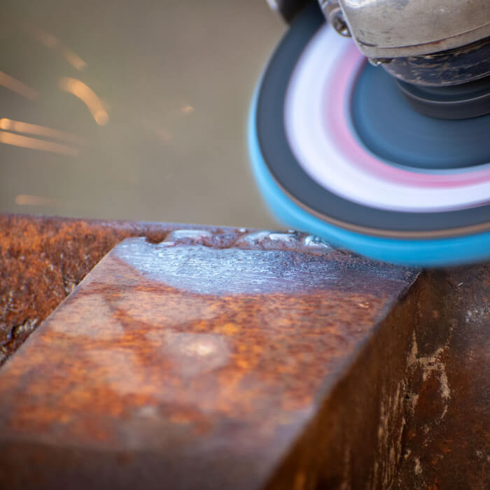 Lamellás csiszológyapjús tárcsa HERMAN LW-20 Canta Acélhoz, rozsdamentes acélhoz és nemvasfémekhez