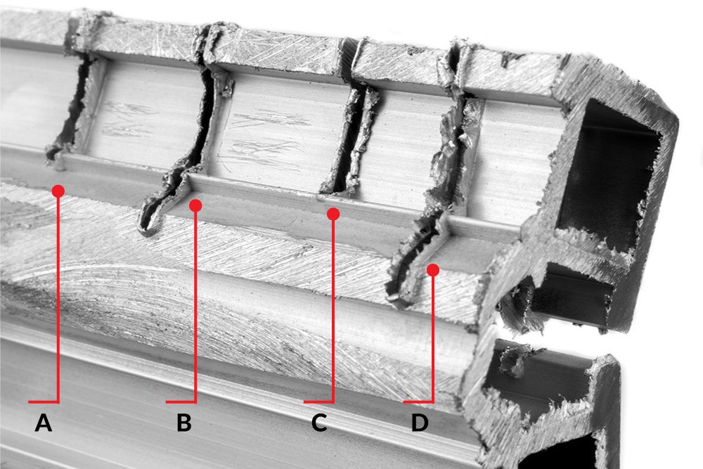 4. ábra. A bevágások alakja az alumíniumprofilban a következő tárcsákkal.: RHODIUS XT24 MULTI (A), HERMAN AX-50 SpeciAl (B), RHODIUS XT69 ALU (C), HERMAN AS-30 Classic (D)